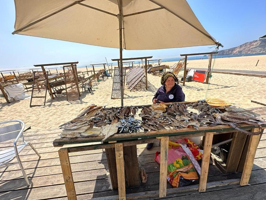 100 Meters From The Beach! Rua Da Regeneracao 나자레 외부 사진